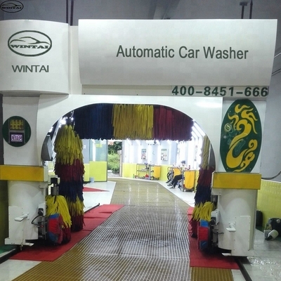 Automatische wasmachine met optioneel droger en schuimwassproei