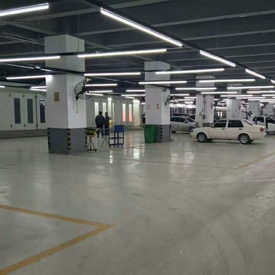 Staand type Automotive Spray Booth voor schoon en nauwkeurig schilderen