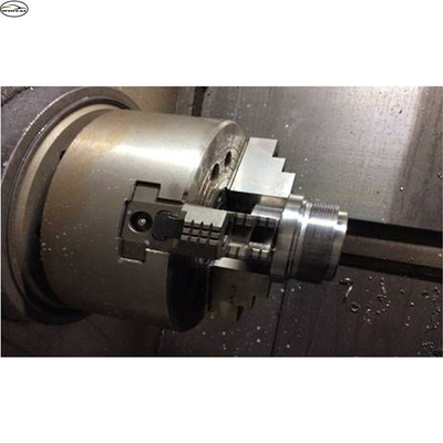 1510mm Platformlengte Hydraulische schaar Autolift 220v 2.2kw Voor voertuigen van 4000 kg