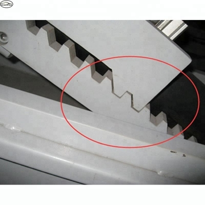 1510mm Platformlengte Hydraulische schaar Autolift 220v 2.2kw Voor voertuigen van 4000 kg