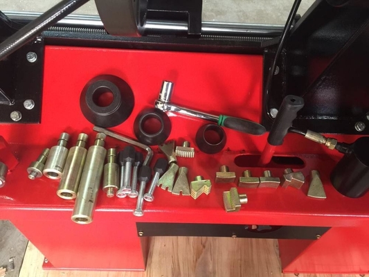 Automatische wielwielherstelmachine voor het repareren van aluminiumrijlen