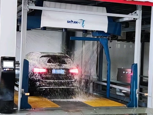 Twee assen bewegende Touchless Automatische Autoverwasser Omgekeerd Osmose Systeem Automatische Autoverwasser Systemen