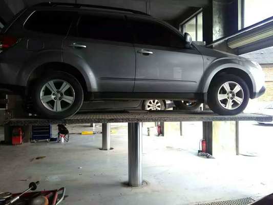 Hydraulische grond verborgen ontwerp Single Post Car Lift 3500kg Voor het wassen van auto's